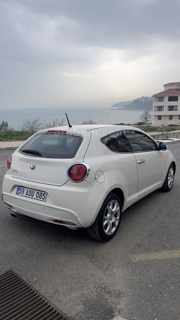 Sahibinden Alfa Romeo MiTo 1.3 JTD City 2012 Model Tekirdağ 203.000 km Beyaz 3