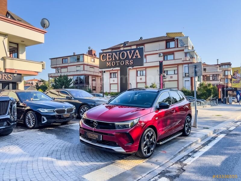 CENOVA MOTORS 2023 OPEL GRANDLAND 1.2 T ULTİMATE BOYASIZ