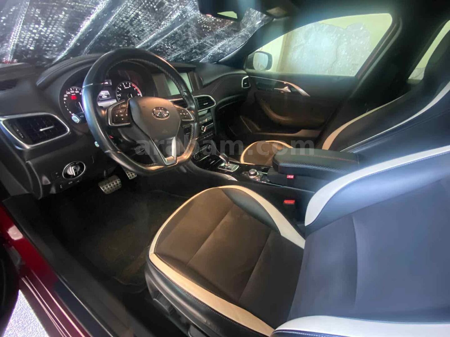 Sahibinden Infiniti Q30 1.6 2016 Model İzmir 99.730 km Kırmızı 2
