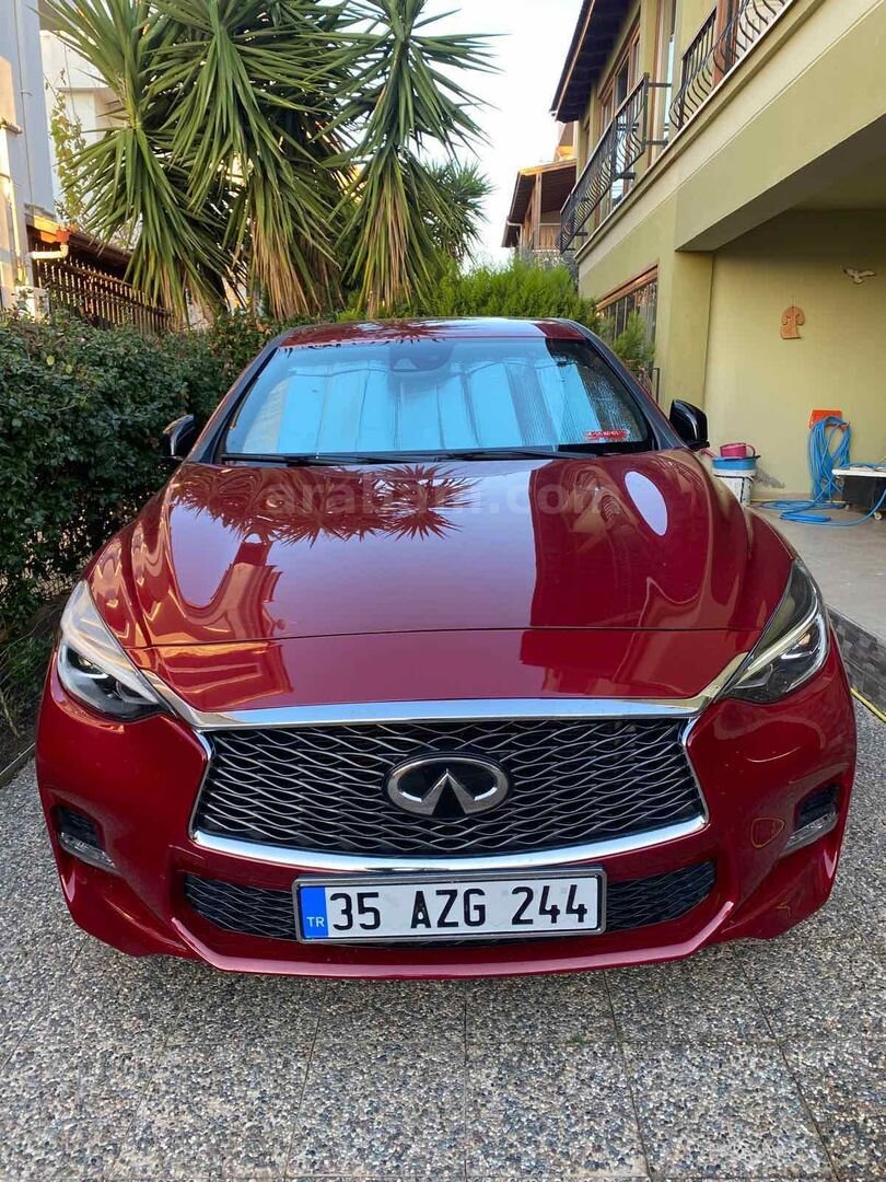 Sahibinden Infiniti Q30 1.6 2016 Model İzmir 99.730 km Kırmızı 1