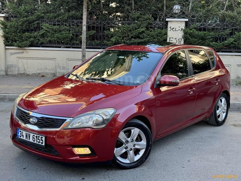 160 KM DE DİZEL OTOMATİK SUNROOF FUL+FUL KIA CEED 128 HP