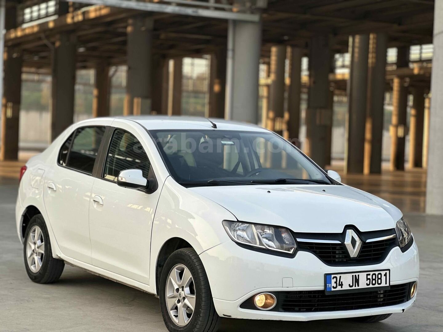Galeriden Renault Symbol 1.5 dCi Touch 2013 Model Kocaeli 255.000 km Beyaz 1
