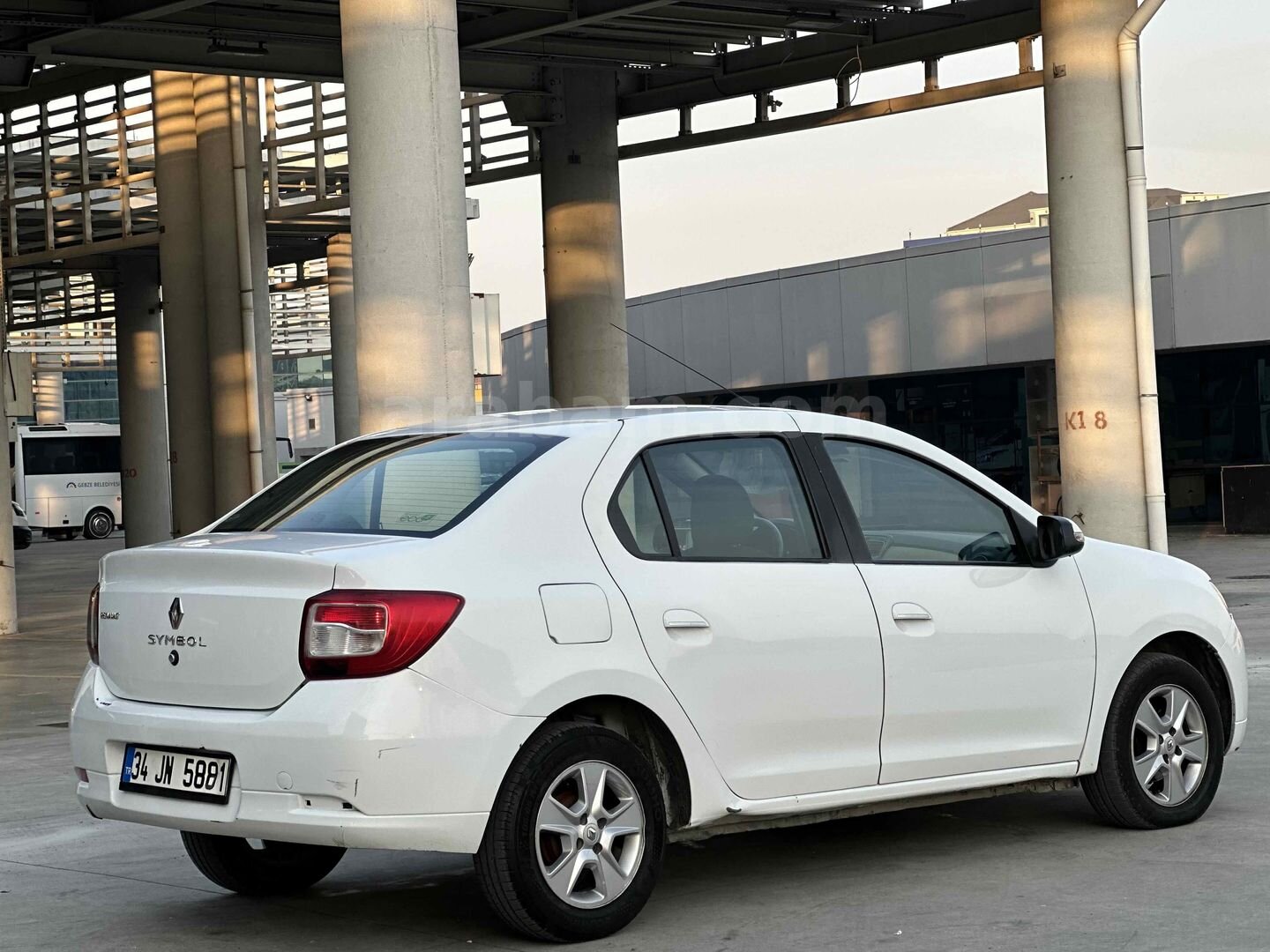 Galeriden Renault Symbol 1.5 dCi Touch 2013 Model Kocaeli 255.000 km Beyaz 4
