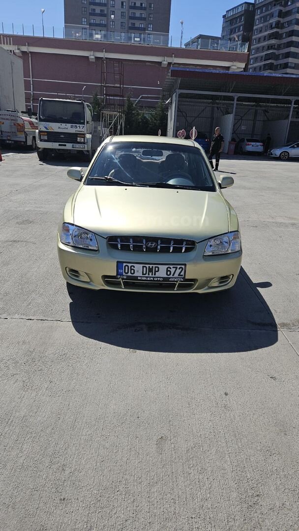 Sahibinden Hyundai Accent 1.3 LS 2000 Model Ankara 280.000 km Sarı 1