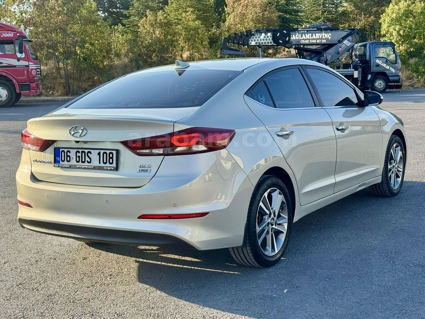 Sahibinden Hyundai Elantra 1.6 CRDi Elite Plus 2016 Model Ankara 210.000 km Gri 6