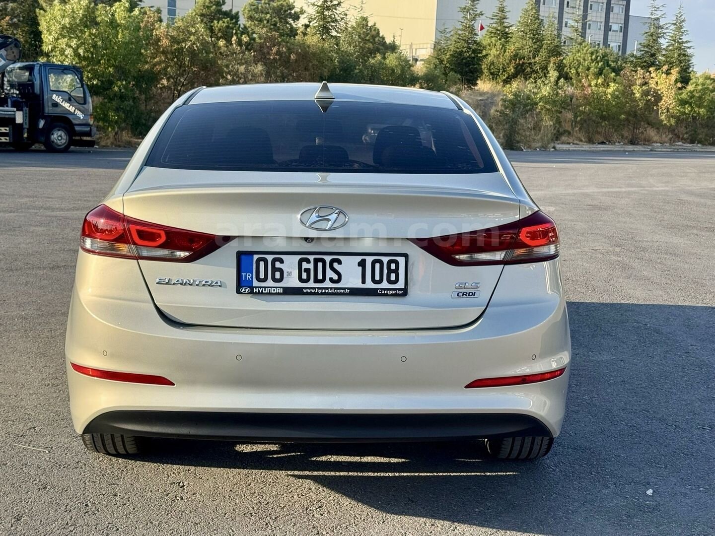 Sahibinden Hyundai Elantra 1.6 CRDi Elite Plus 2016 Model Ankara 210.000 km Gri 4