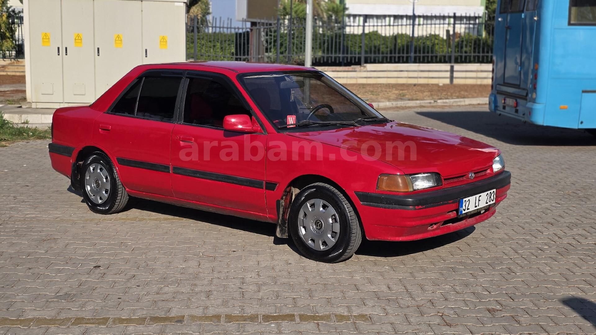 Sahibinden Mazda 323 1.6 GLX 1992 Model 3