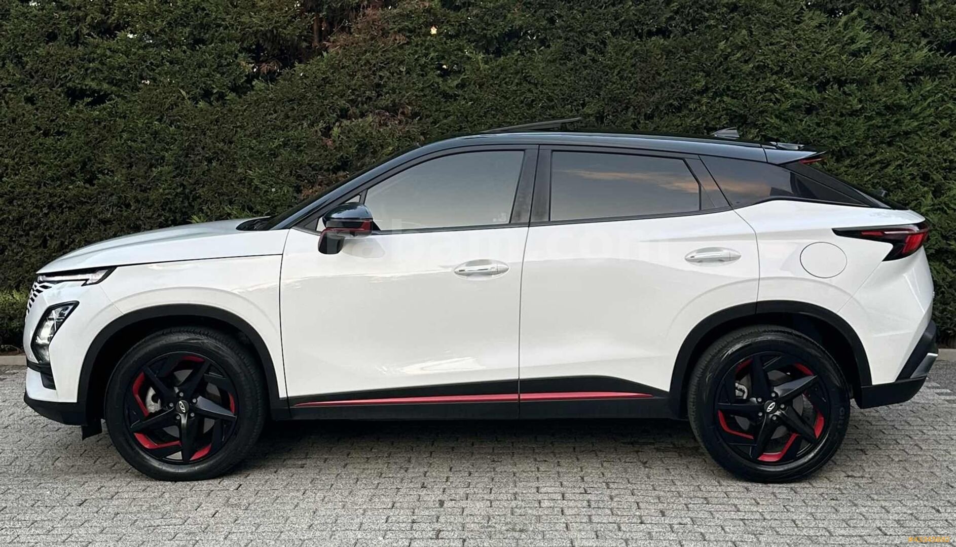 Galeriden Chery Omoda 5 1.6 T-GDI Luxury 2024 Model İstanbul 45.000 km Beyaz 7