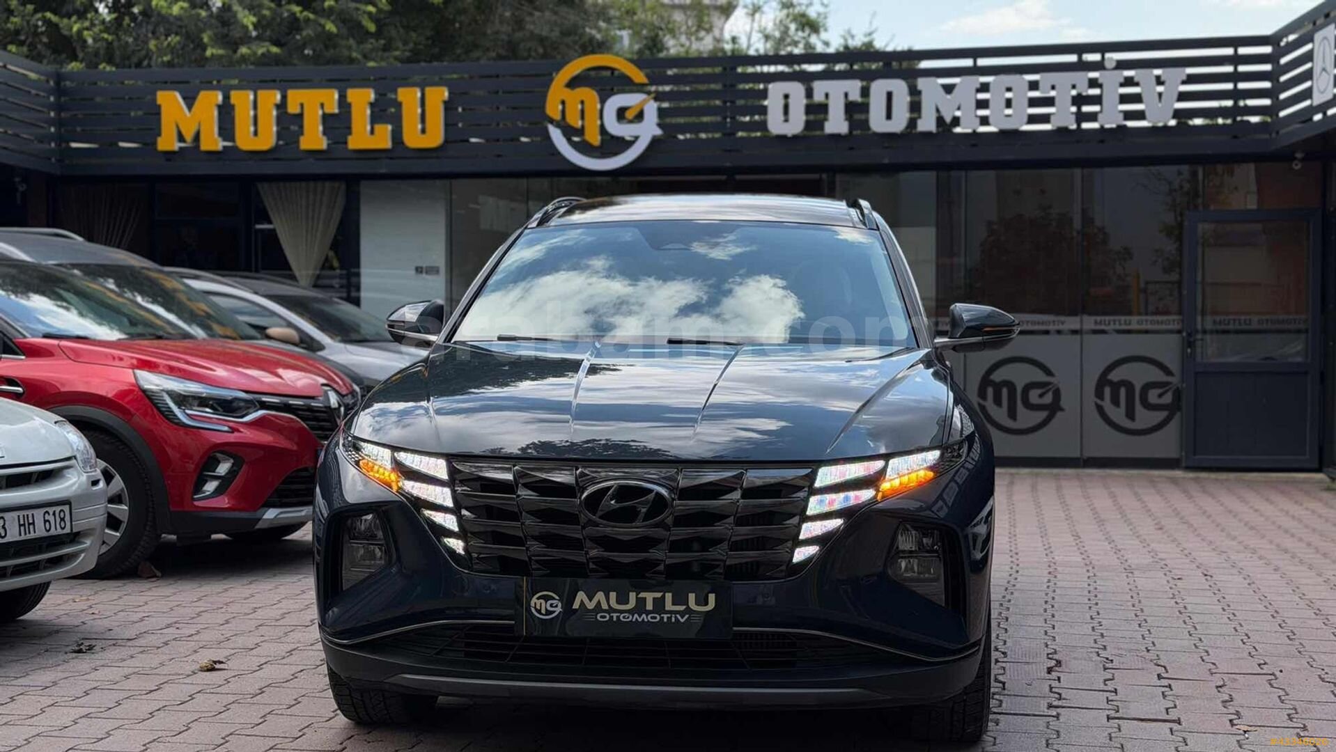MUTLU OTOMOBİLDEN HESAPLI FIRSAT ARAÇ TUSCON 1.6 CRDİ ELİT FULL 3