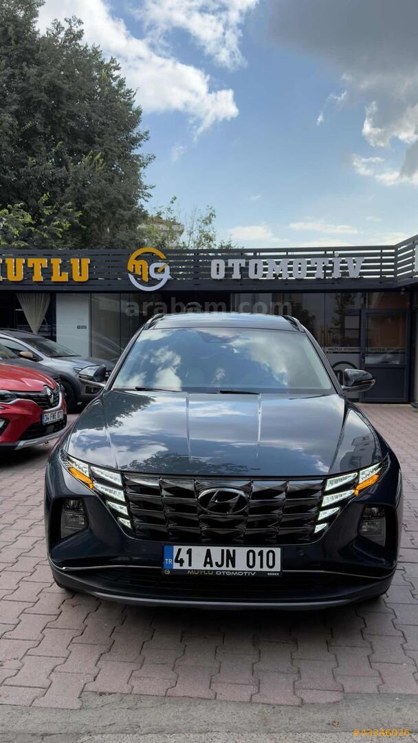 MUTLU OTOMOBİLDEN HESAPLI FIRSAT ARAÇ TUSCON 1.6 CRDİ ELİT FULL 2