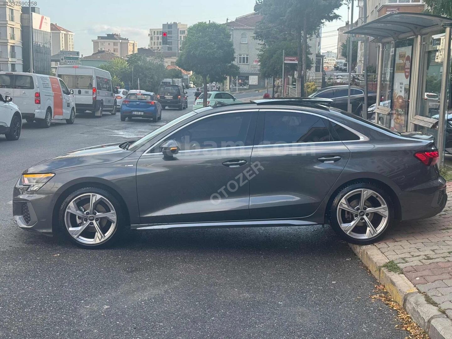 Galeriden Audi A3 Sedan 35 TFSI S-Line 2023 Model İstanbul 27.000 km Füme 6