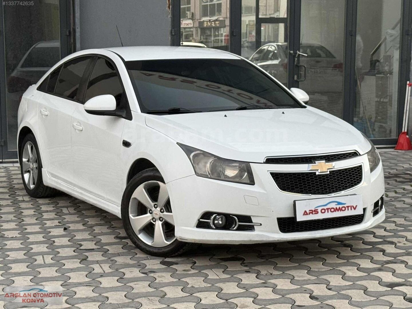 ARS OTOMOTİV DEN 2011 MODEL CHEVROLET CRUZE WTCC EDITION 1
