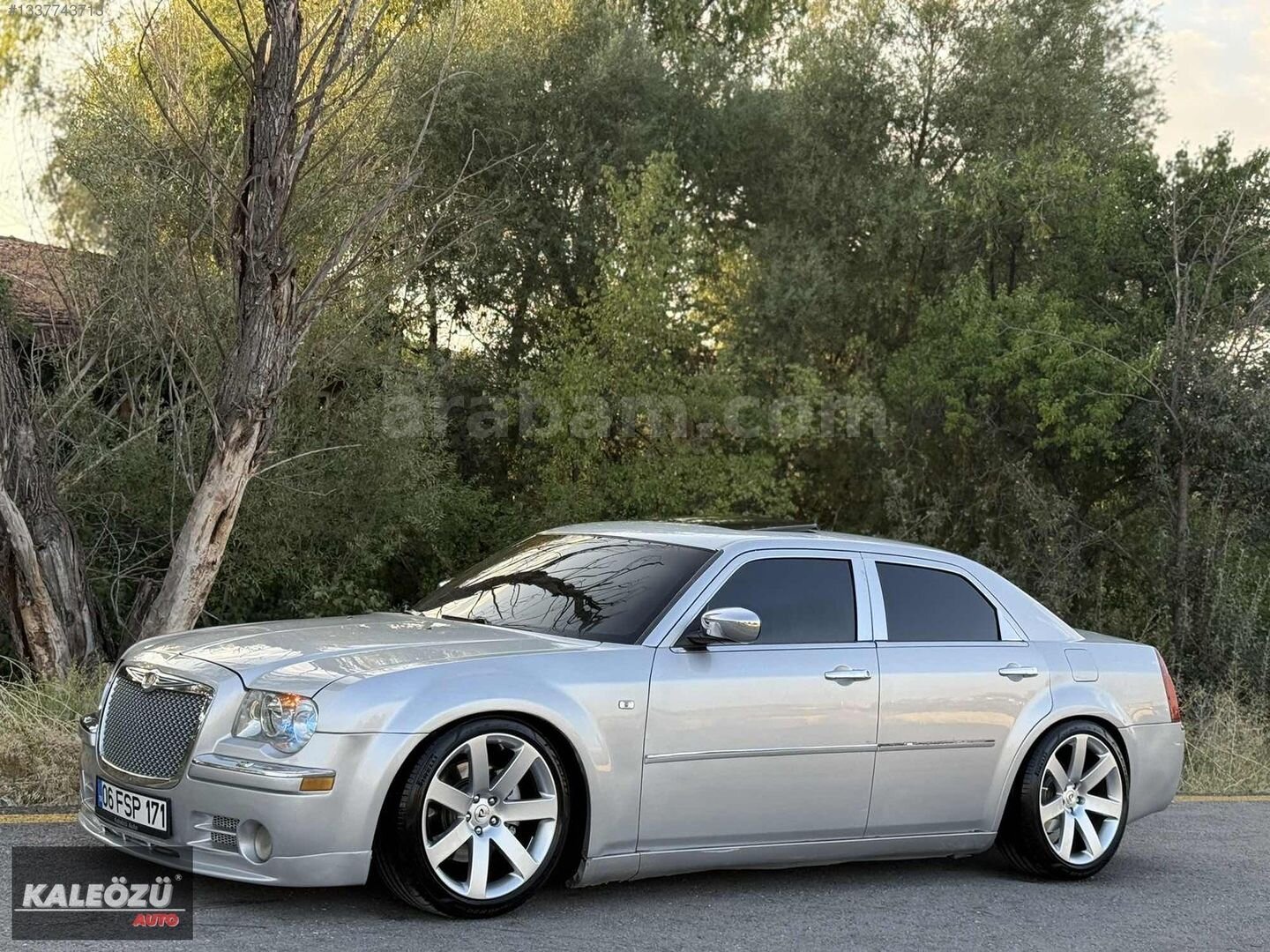Galeriden Chrysler 300 C 2.7 2005 Model Ankara 298.000 km Gri 2