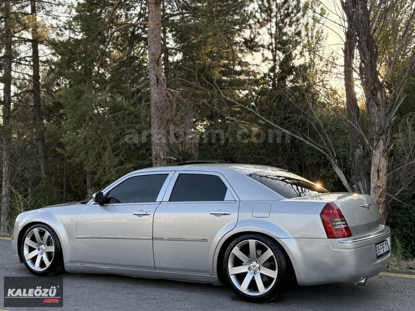 Galeriden Chrysler 300 C 2.7 2005 Model Ankara 298.000 km Gri 3