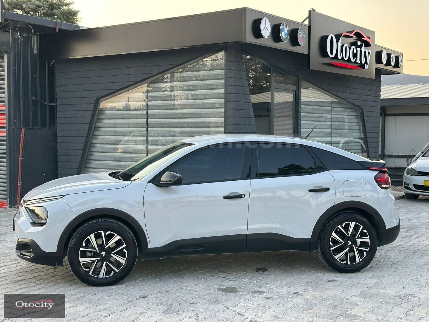 OTOCİTY'DEN HATASIZ BOYASIZ 2024 MODEL 8 İLERİ C4 7