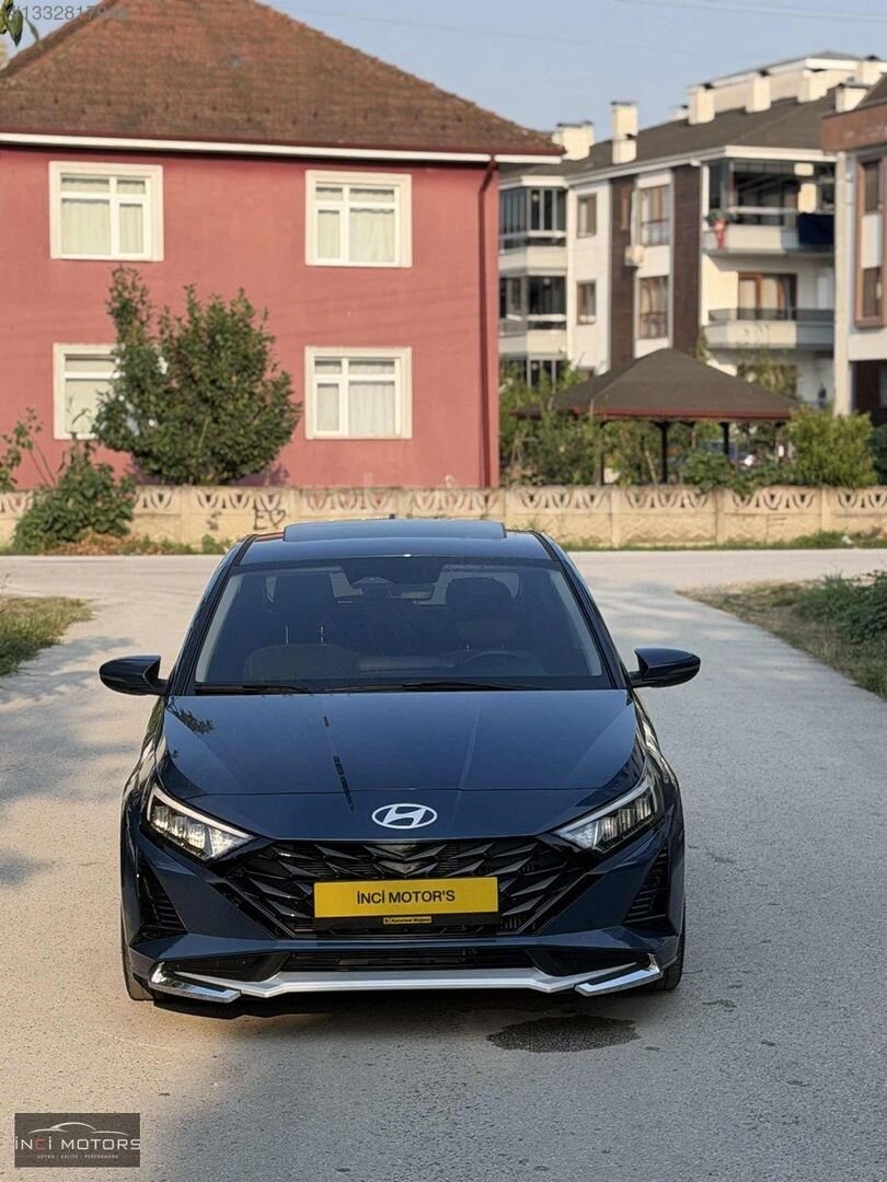 İNCİ MOTORS || HATASIZ BOYASIZ YAPILI SANROOFLU İ20 2