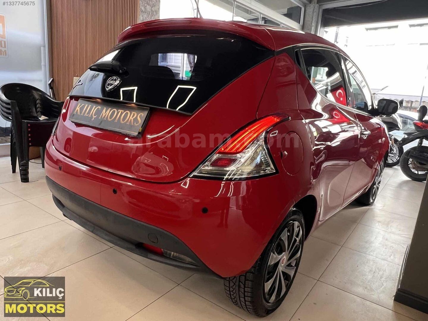 Galeriden Lancia Ypsilon 1.3 Mjet 2013 Model İzmir 175.000 km Kırmızı 7