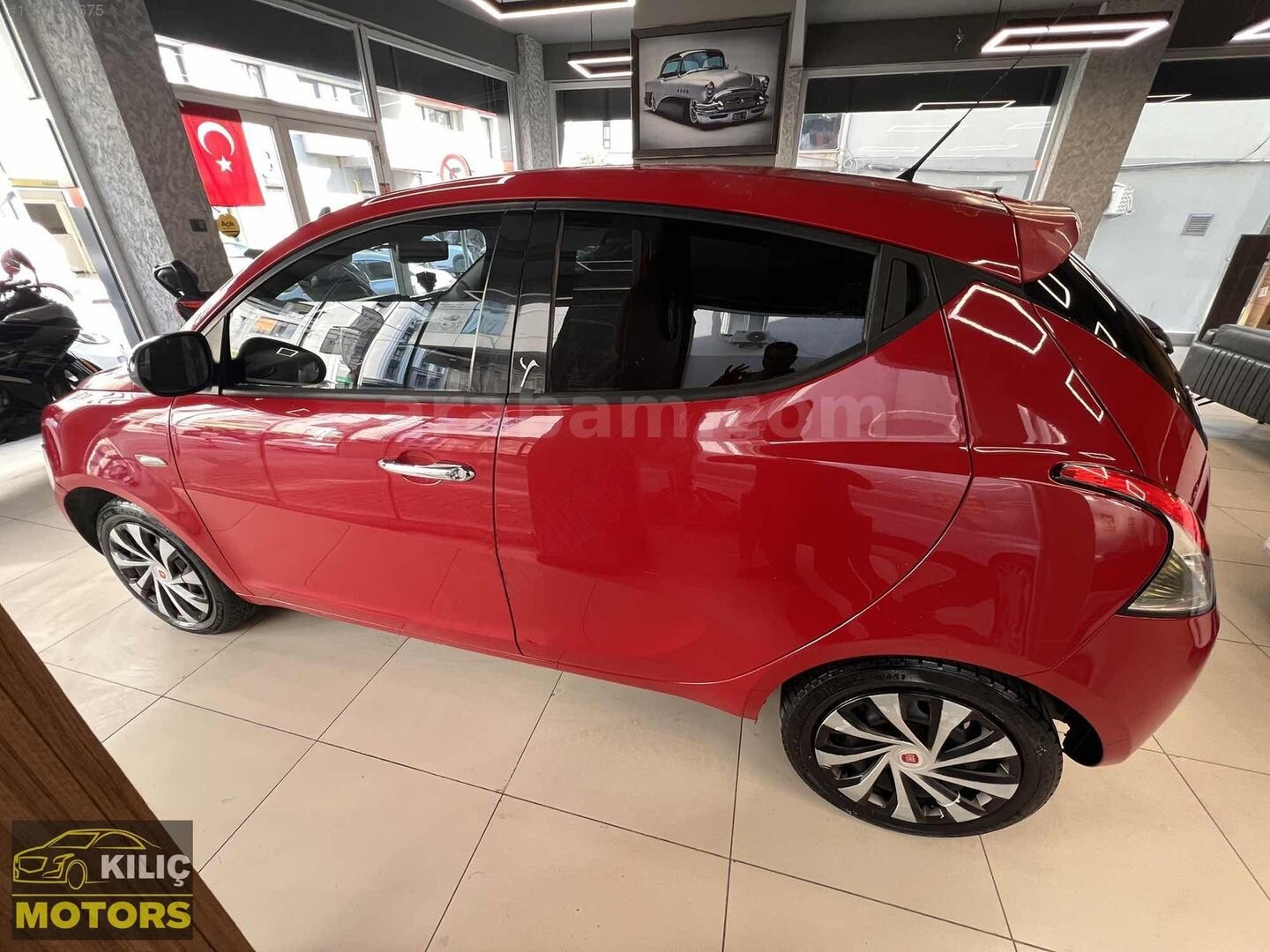 Galeriden Lancia Ypsilon 1.3 Mjet 2013 Model İzmir 175.000 km Kırmızı 6