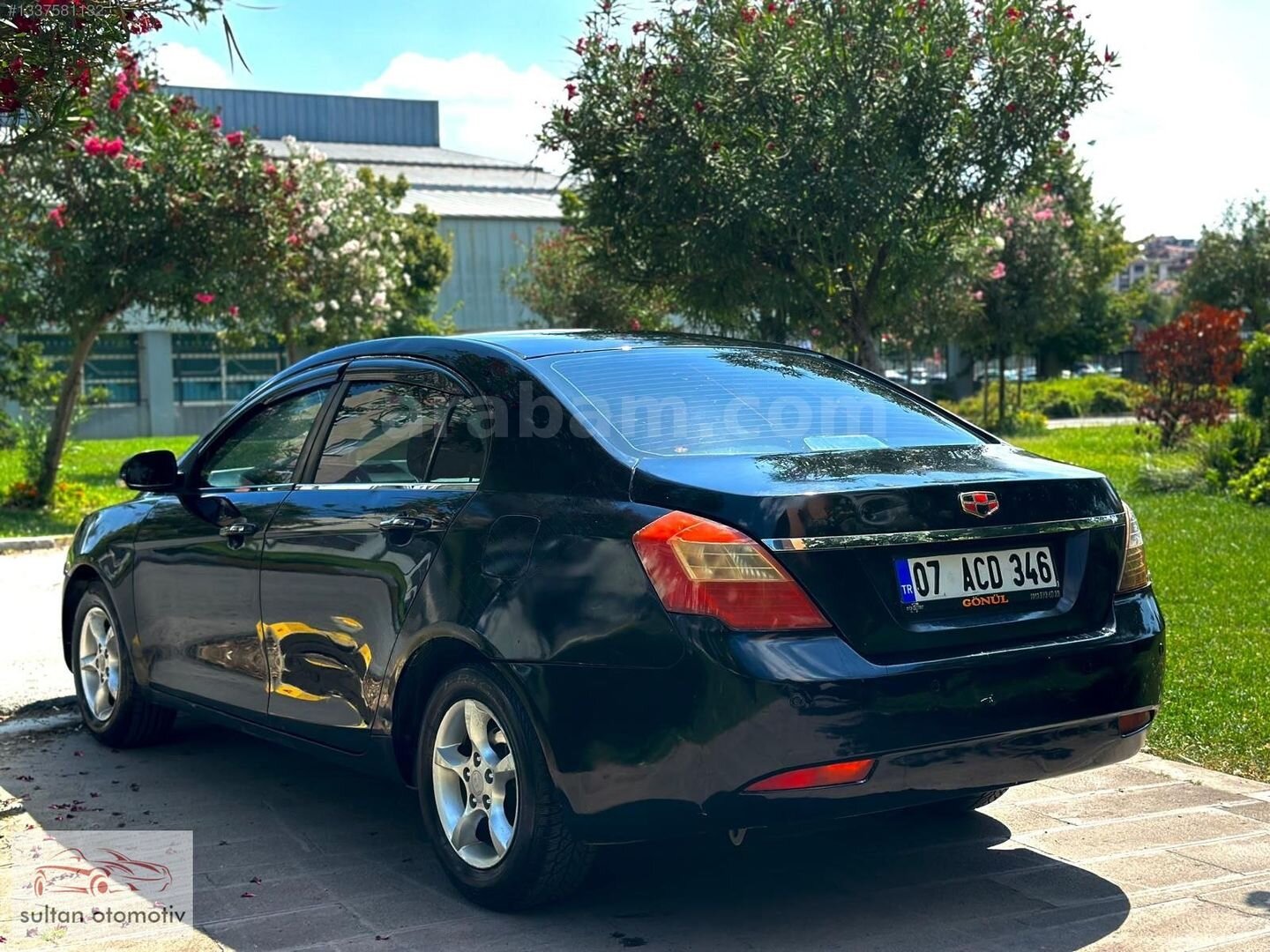 Galeriden Geely Emgrand 1.5 GSL Premium SR 2011 Model İstanbul 278.000 km Siyah 6