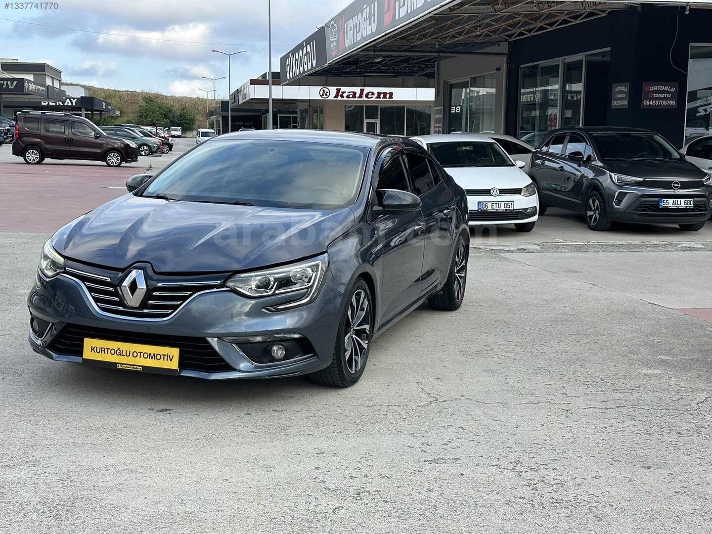 Galeriden Renault Megane 1.5 dCi Touch Plus 2017 Model Samsun 176.000 km Gri 7