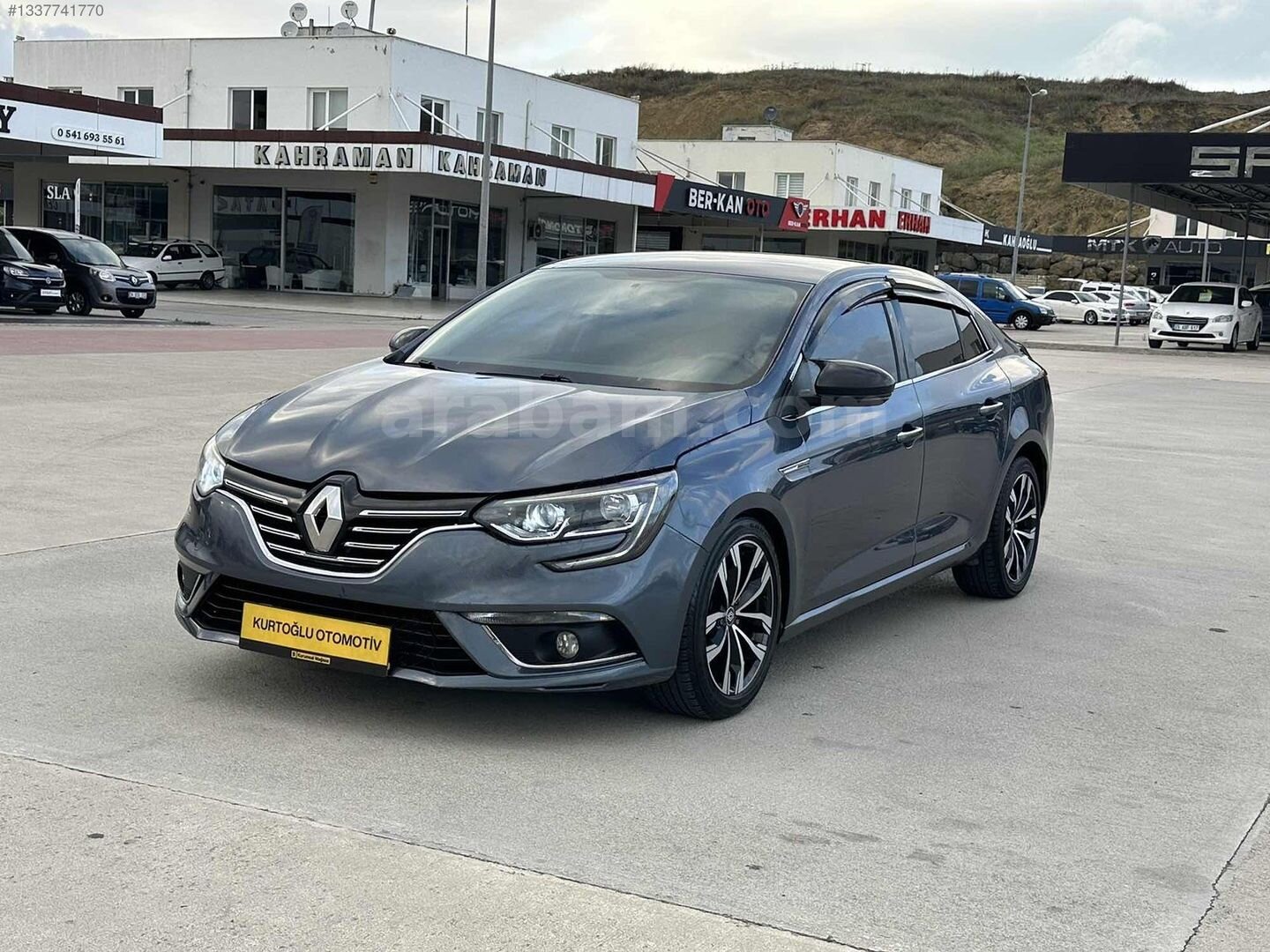 Galeriden Renault Megane 1.5 dCi Touch Plus 2017 Model Samsun 176.000 km Gri 5