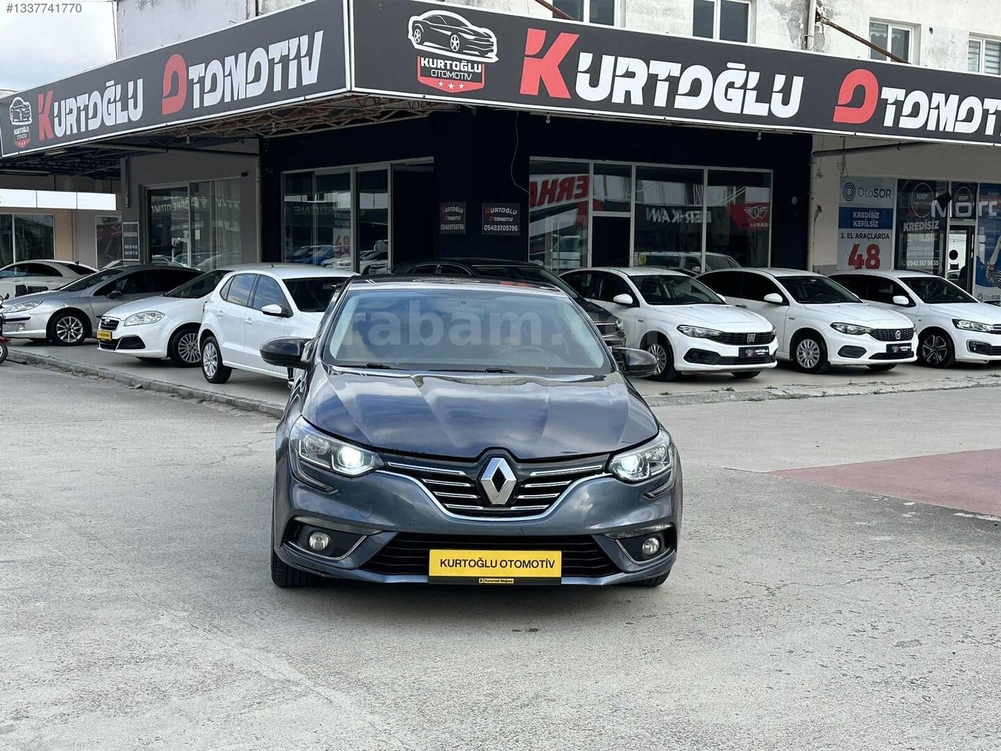 Galeriden Renault Megane 1.5 dCi Touch Plus 2017 Model Samsun 176.000 km Gri 1