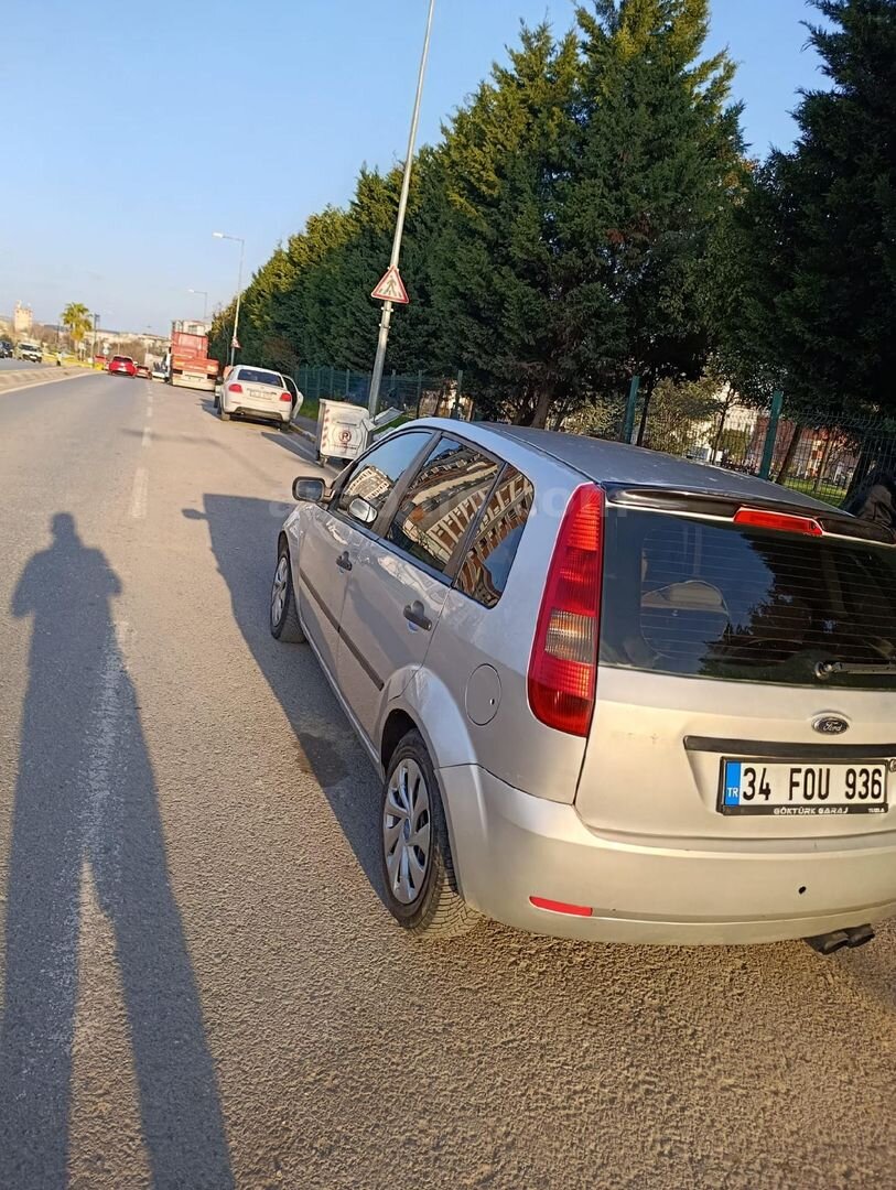 Sahibinden Ford Fiesta 1.4 TDCi Comfort 2004 Model İstanbul 295.000 km Gri 3