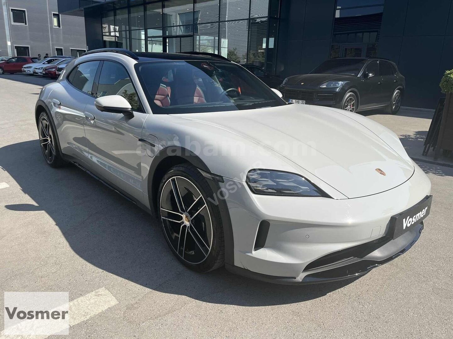 Galeriden Porsche Taycan Elektrik 4 Cross Turismo 2025 Model İzmir 28.339 km Gri 3
