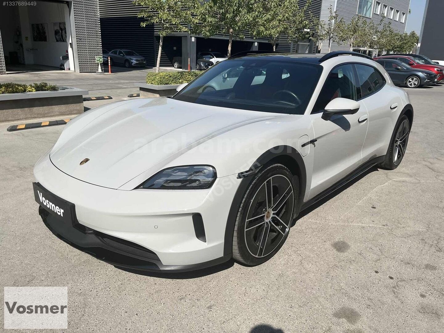 Galeriden Porsche Taycan Elektrik 4 Cross Turismo 2025 Model İzmir 28.339 km Gri 1
