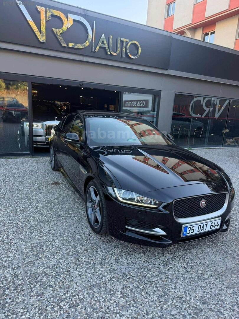 Galeriden Jaguar XE 2.0 D R-Sport Plus 2018 Model İstanbul 189.500 km Siyah 6