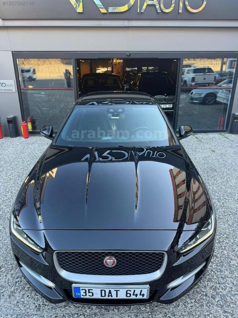 Galeriden Jaguar XE 2.0 D R-Sport Plus 2018 Model İstanbul 189.500 km Siyah 1