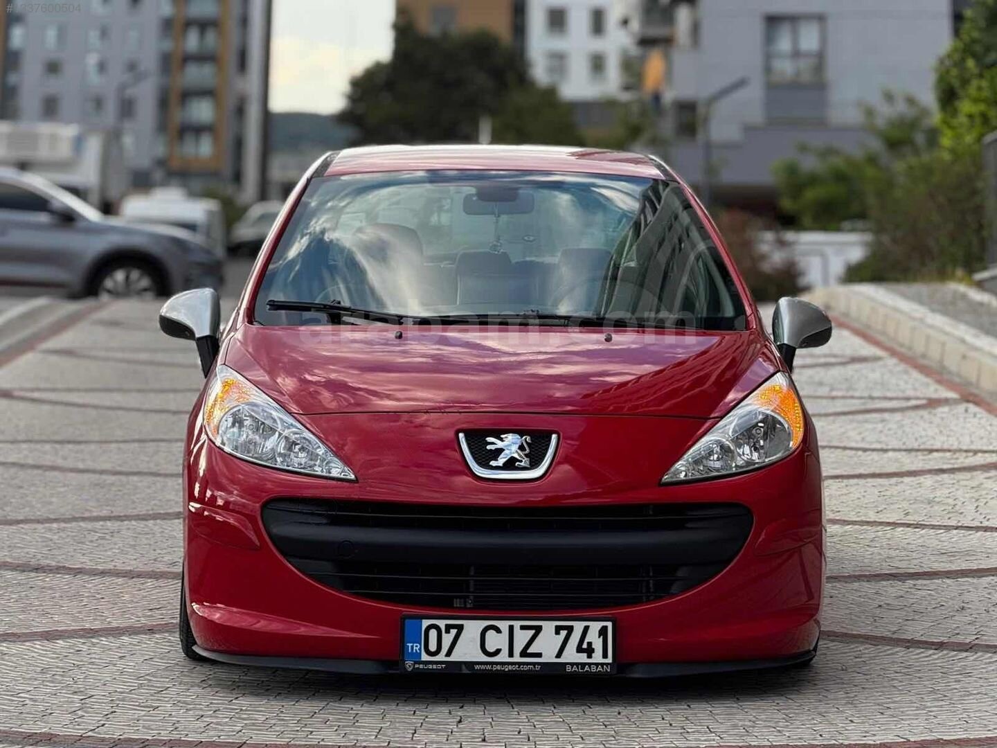 Galeriden Peugeot 207 1.4 HDi Trendy 2008 Model Antalya 279.000 km Kırmızı 2