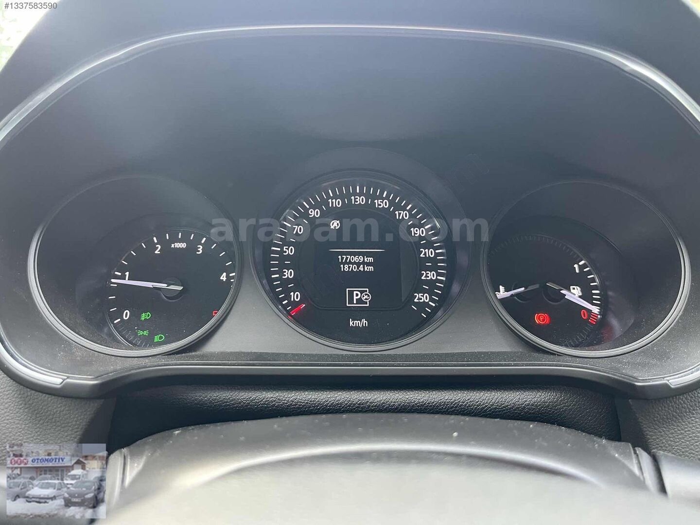 Galeriden Renault Megane 1.5 Blue DCI Touch 2020 Model Samsun 177.200 km Beyaz 6