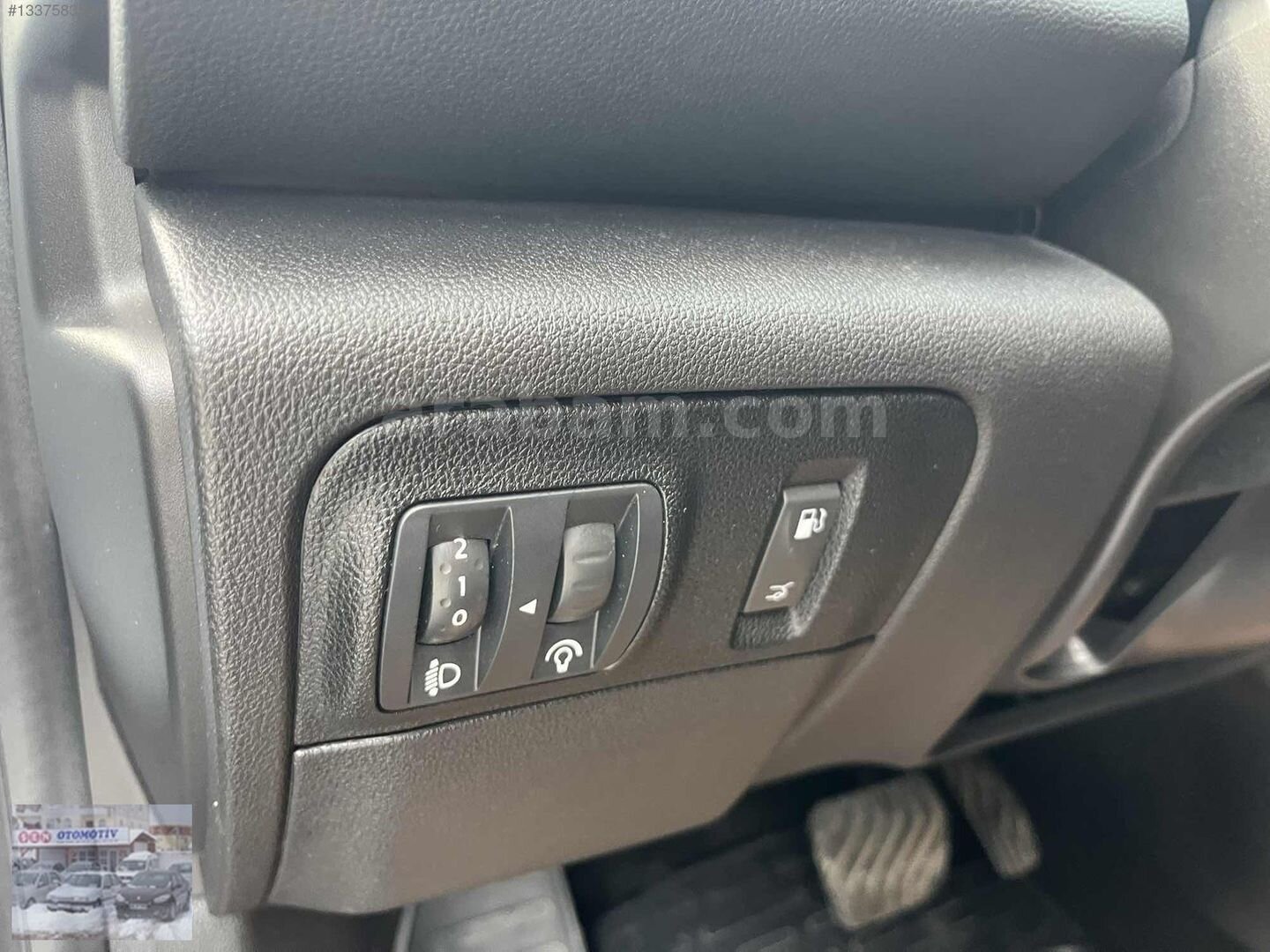 Galeriden Renault Megane 1.5 Blue DCI Touch 2020 Model Samsun 177.200 km Beyaz 5