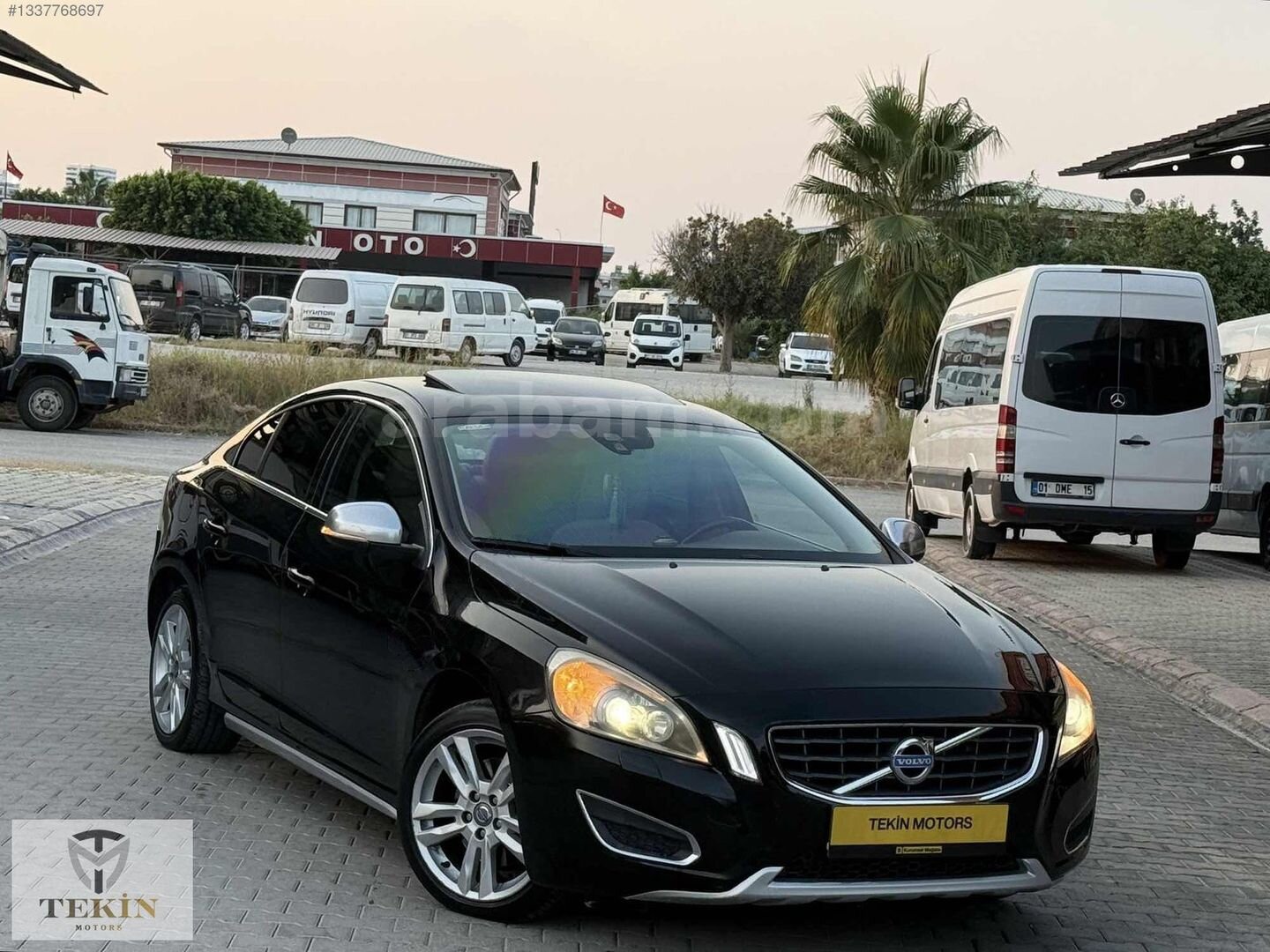 TEKİN MOTORS'dan Hasar Kayıtsız Sunroof'lu Dizel Otomatik S60 1