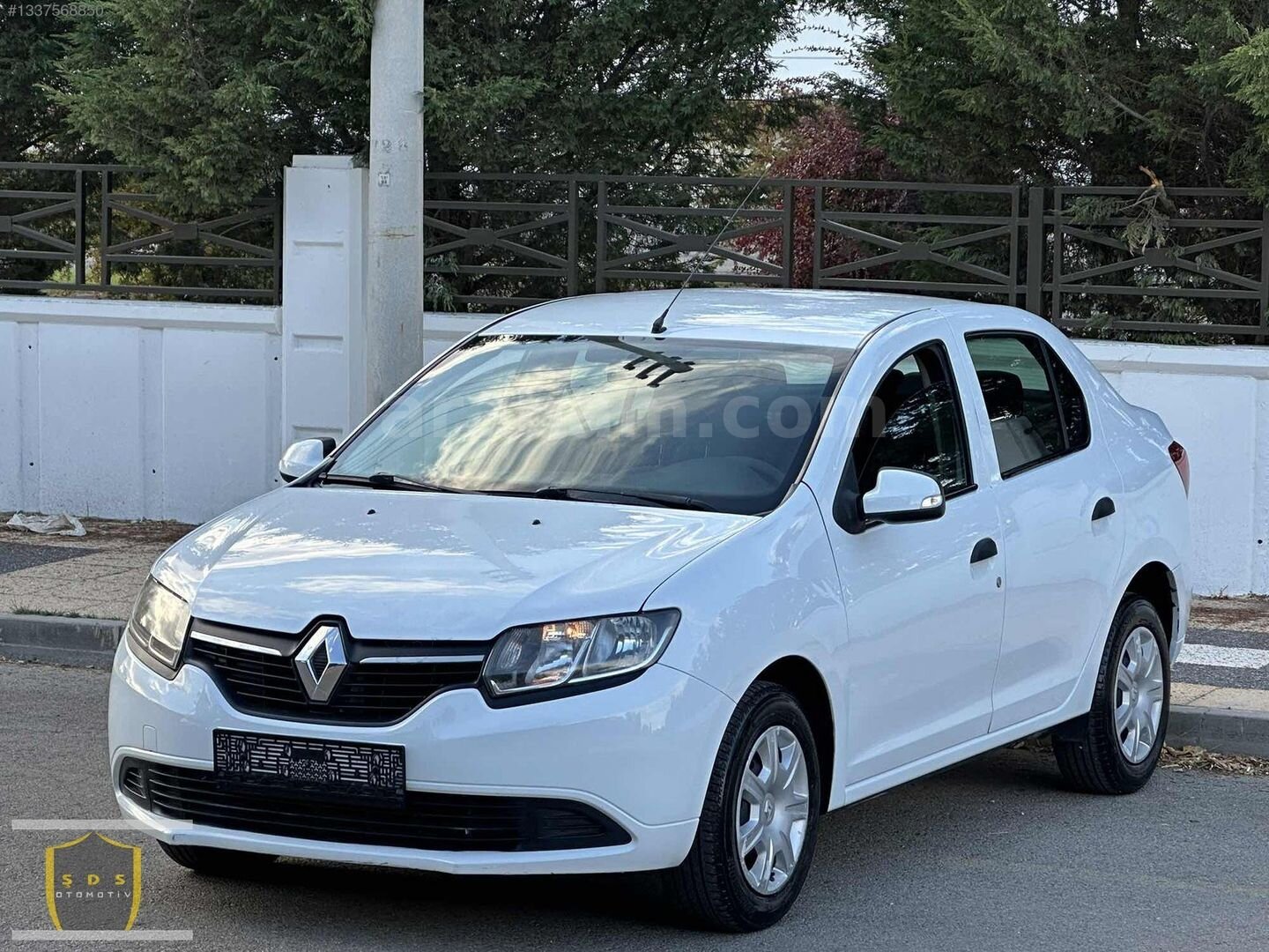Galeriden Renault Symbol 1.2 Joy 2013 Model Aksaray 120.000 km Beyaz 2