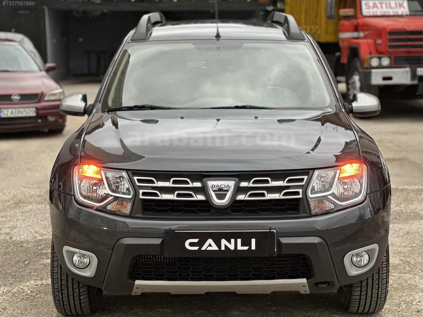 2016 33.000KM 4 X 4 İLK SAHİBİNDEN DEĞİŞENSİZ LOOK DUSTER 2