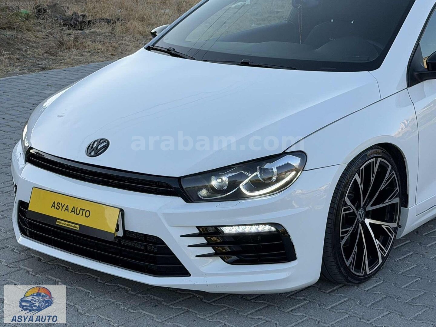 Galeriden Volkswagen Scirocco 1.4 TSi Sportline 2013 Model Balıkesir 165.000 km Beyaz 5