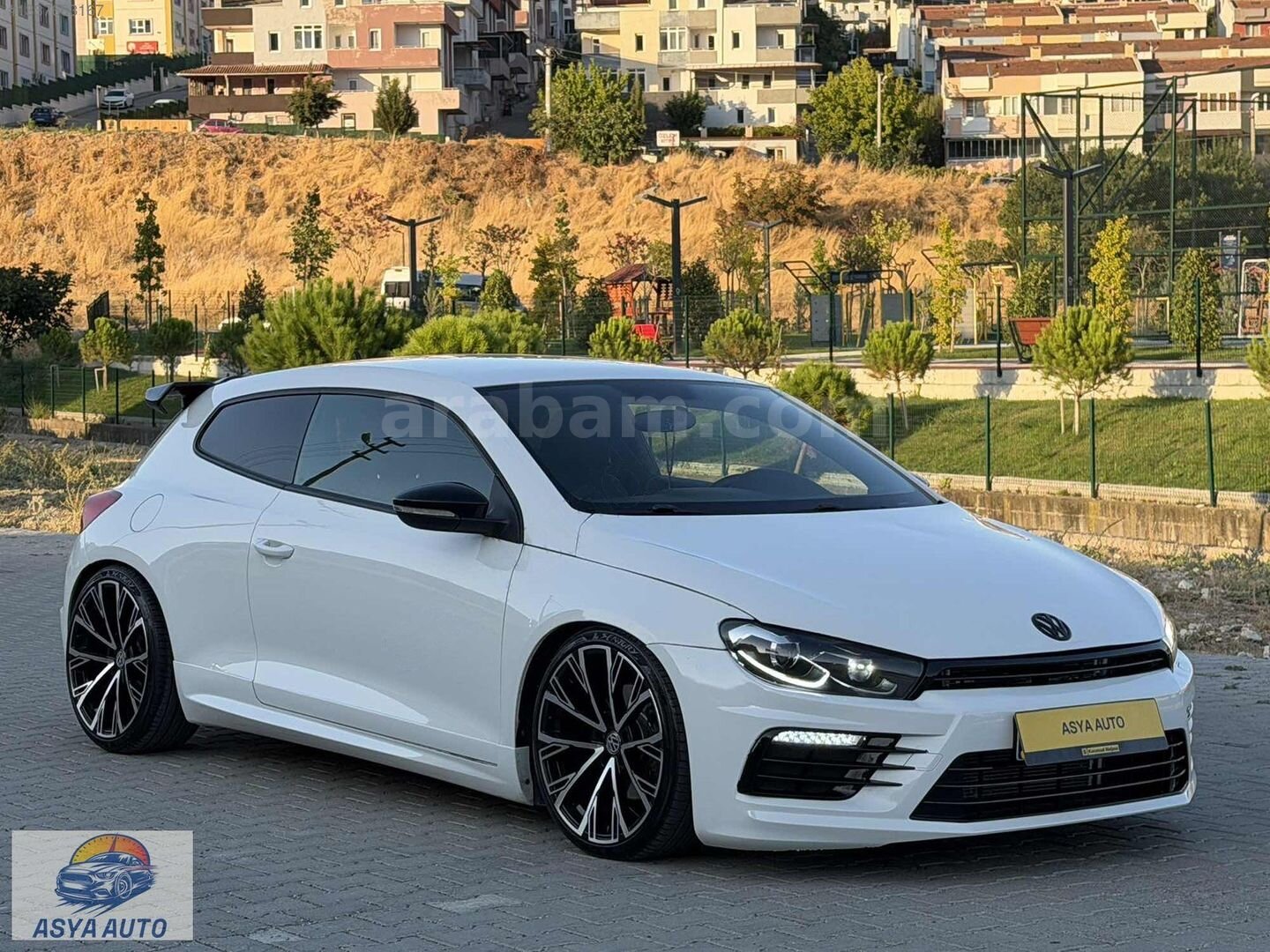 Galeriden Volkswagen Scirocco 1.4 TSi Sportline 2013 Model Balıkesir 165.000 km Beyaz 2