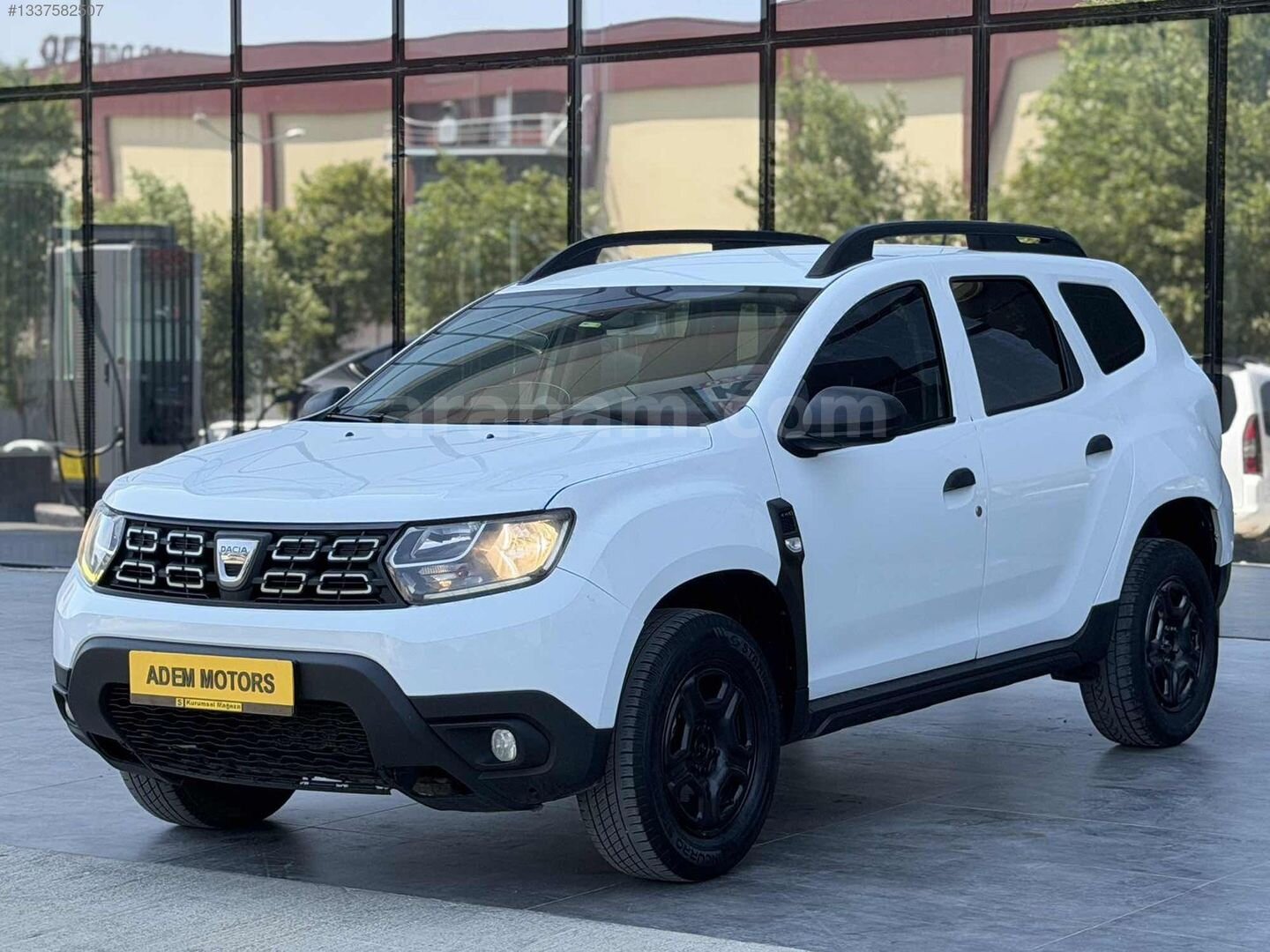 ADEM MOTORS 2019 DACİA DUSTER 1.5 DCİ HATASIZ BOYASIZ 4X4 110 HP 3