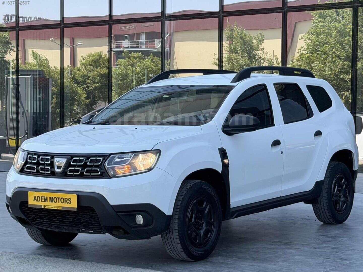 ADEM MOTORS 2019 DACİA DUSTER 1.5 DCİ HATASIZ BOYASIZ 4X4 110 HP 2