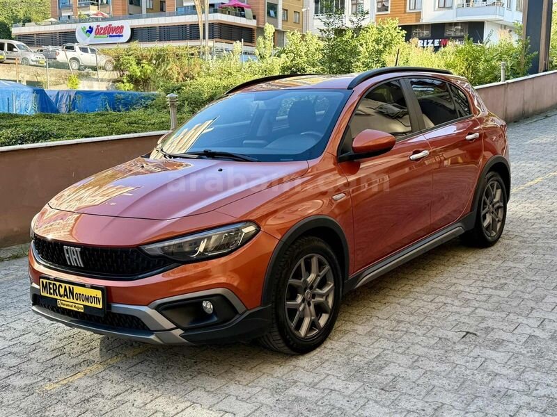 MERCAN DAN 2021 mdl Egea Cross 1.4 benzin hatasız km 104 bin