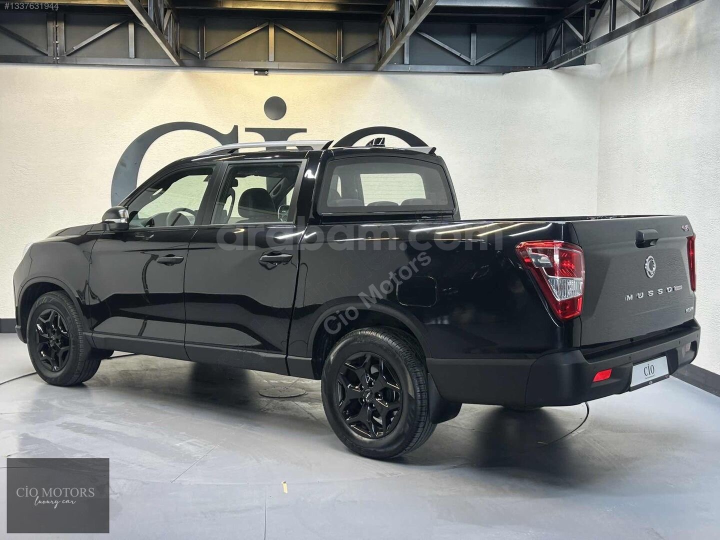 Galeriden KGM SsangYong Musso Grand 2.2 D Platinum Plus 2025 Model İzmir 8.000 km Siyah 4