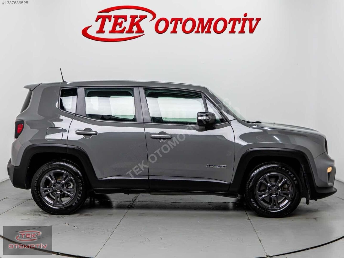 2022 RENEGADE 1.3 TURBO LONGİTUDE 46,900 KM LANSMAN RENK 5