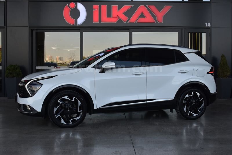 İLKAY'DAN 2023 KİA SPORTAGE 1.6 T-GDİ 180 BG PRESTİGE 55,000 KM