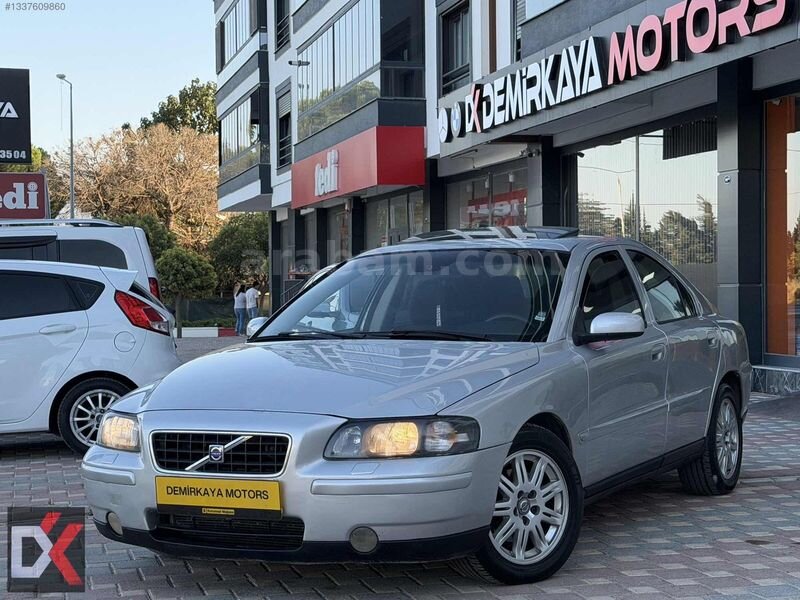 DEMİRKAYA MOTORS'TAN 2005 OTOMATİK S60 190BİN KM