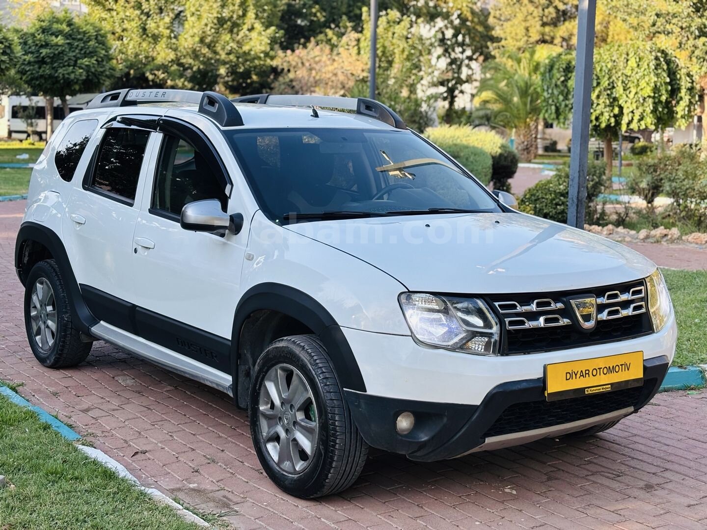 Galeriden Dacia Duster 1.5 dCi Laureate 2017 Model Şanlıurfa 2