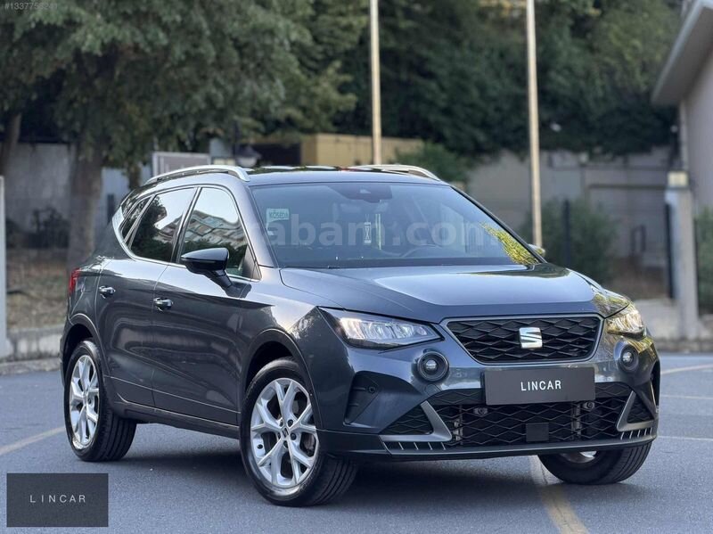 Galeriden Seat Arona 1.0 EcoTSI FR 2024 Model İstanbul 44.000 km Gri