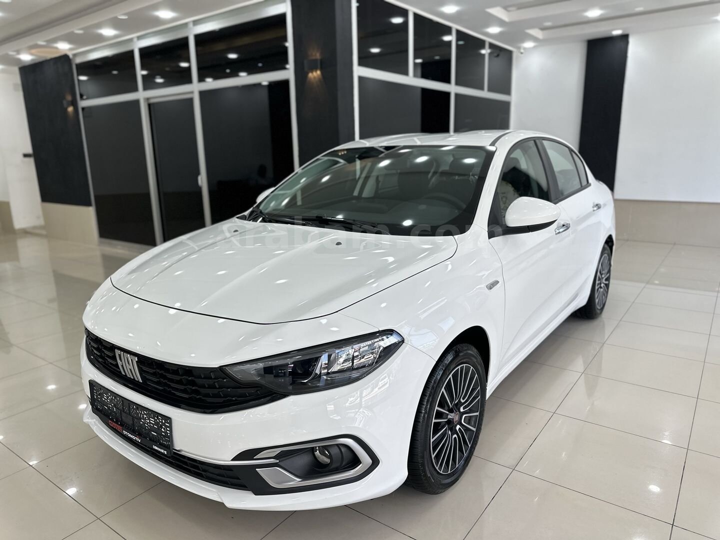 Galeriden Fiat Egea 1.6 Multijet Urban 2022 Model Osmaniye 129.000 km Beyaz 3