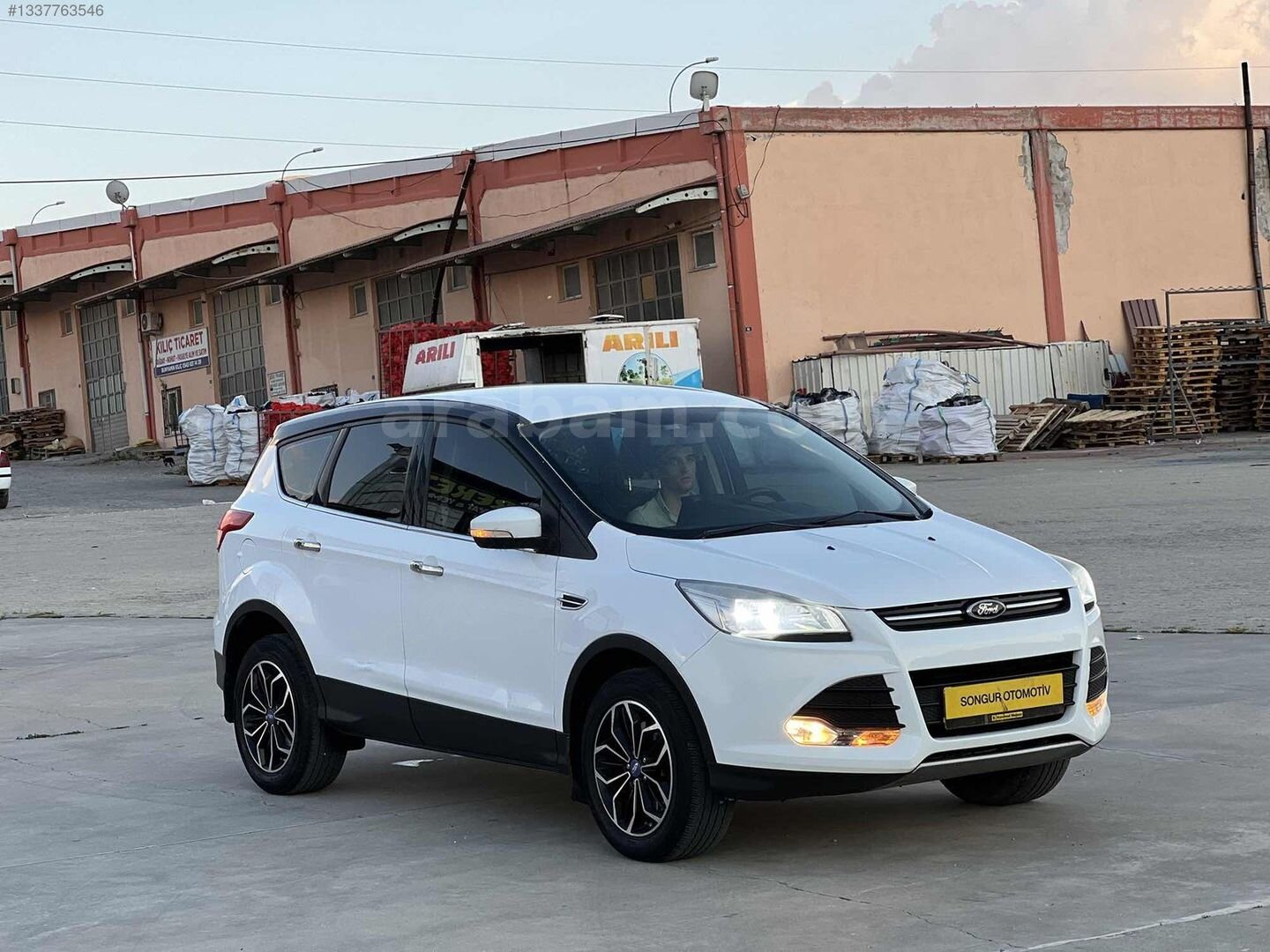 2015 FORD KUGA OTOMATİK NOKTA HATASIZ BOYASIZ HASAR KAYITSIZ 1